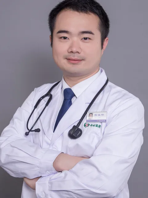 Attending Physician Chen Jiawei